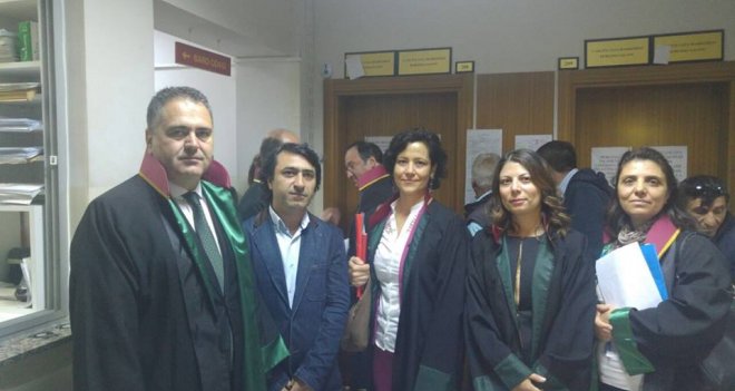 İzmir Barosu, avukatlara yönelik saldırıların peşini bırakmıyor