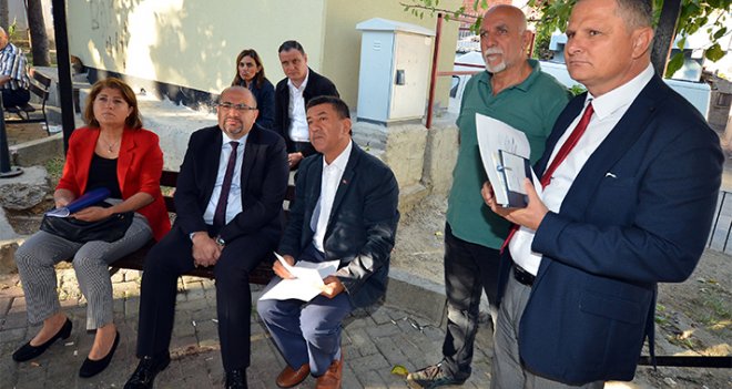 İzmir Büyükşehir Belediyesi mahalle turlarına başladı