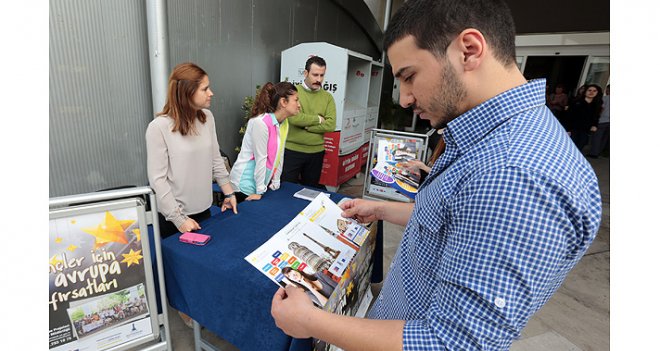 İzmir Büyükşehir Belediyesi’nden AB eğitimi