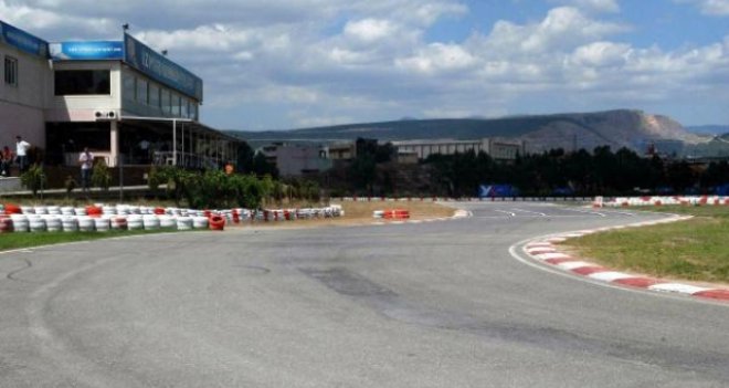 İzmir Büyükşehir Belediyesi'nden valiliğe 160 dava