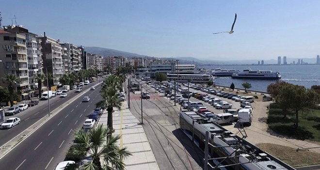 İzmir Büyükşehir'den Karşıyaka trafiğine düzenleme