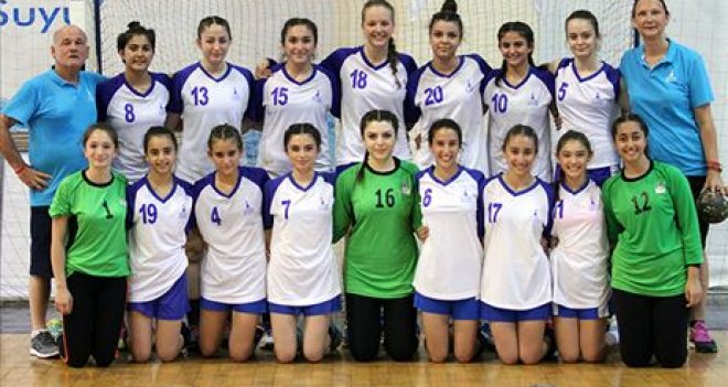 İzmir hentbolunun geleceği parlak