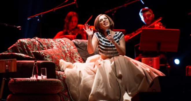 İzmir için Sertab Erener vakti...