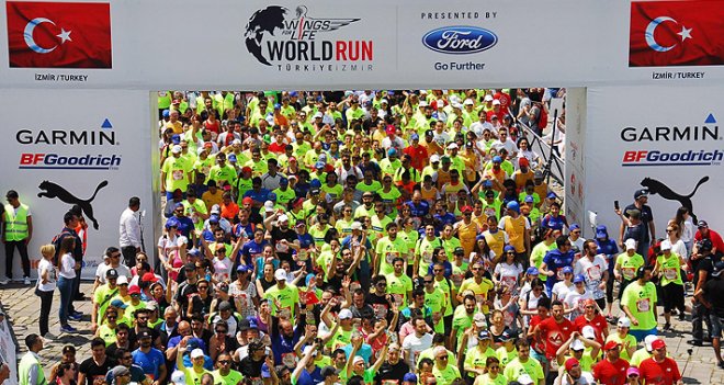 İzmir koşamayanlar için koştu...