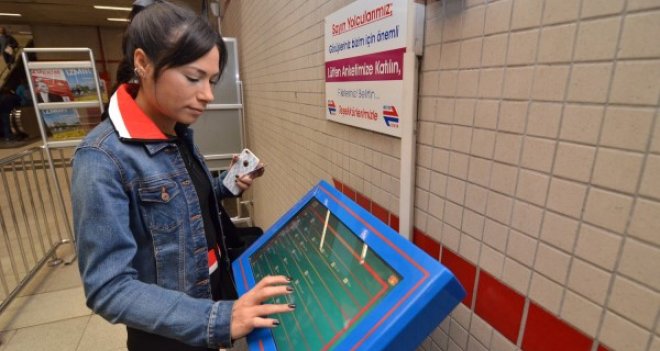 İzmir, metrosundan memnun