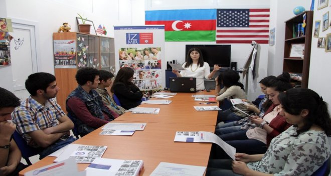 İZMİR ÜNİVERSİTESİ AZERİ ÖĞRENCİLERİ BEKLİYOR
