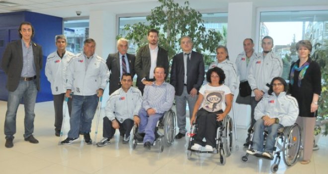 İzmir Üniversitesi Karşıyaka Engelliler, Kocaeli'den zaferle döndü