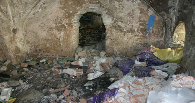 İzmir Üniversitesi tarihi eserleri çöpten arındıracak...