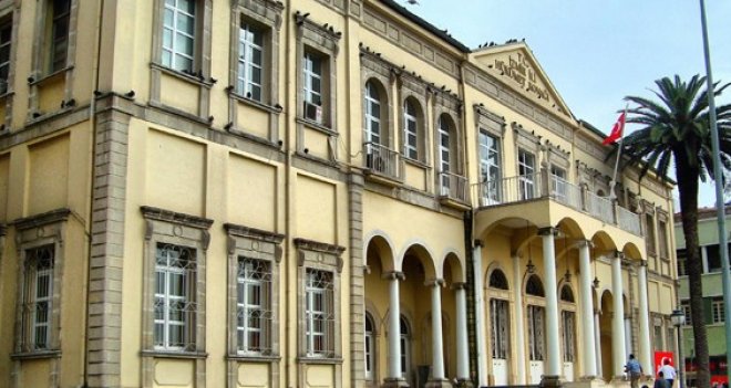 İzmir Valiliğinden tartışma yaratan karar