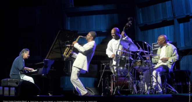 İzmir'de caz başlıyor