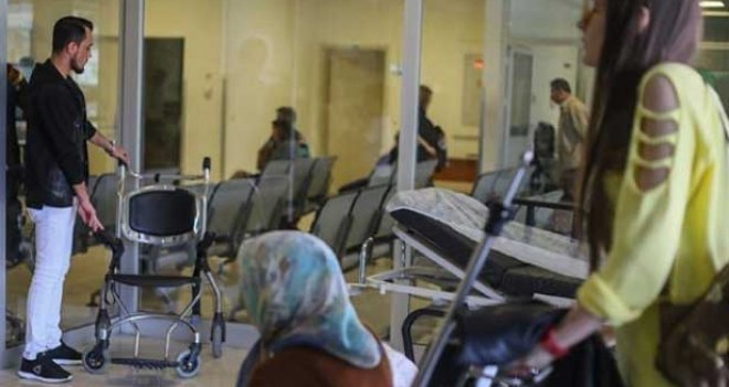 İzmir'de doktoru tehdit eden gence, ibretlik ceza