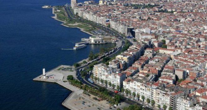 İzmir'de en yüksek aidatlar Karşıyaka'da