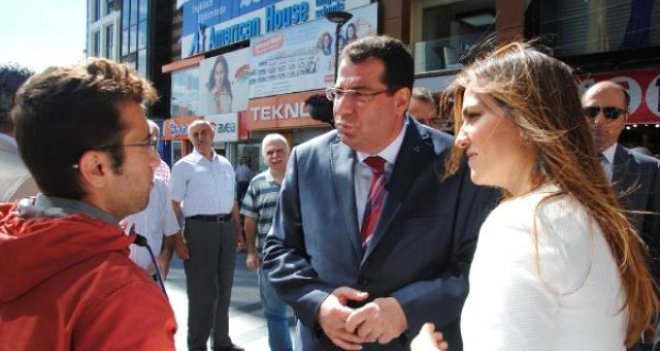 İzmir'de MHP'li Adaylardan Zeybekli Start
