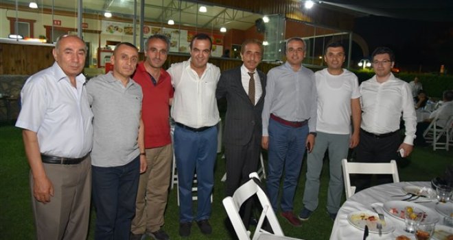 İzmir'de yaşayan Kayserililer iftarda buluştu