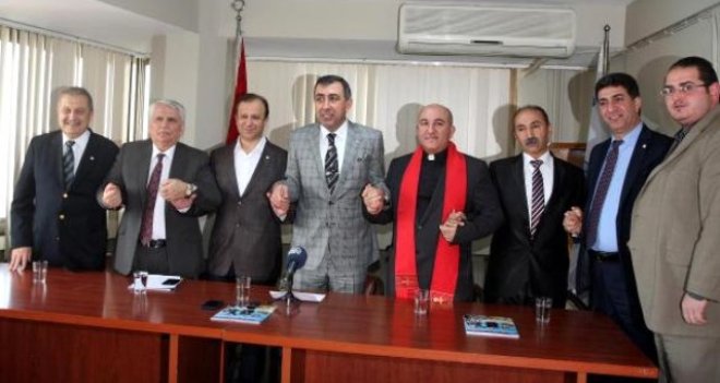 İzmir'deki inanç temsilcileri bir araya geldi