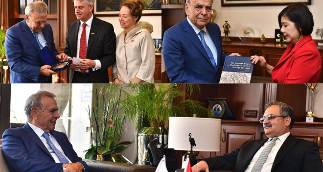 İzmir'e yapılan diplomatik ziyaretler yoğunlaştı