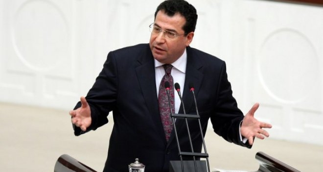 ‘İzmir’in Çernobili’ ile mücadele Tanrıkulu'na ödül getirdi