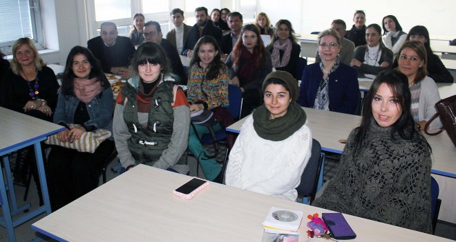 İzmir'in genç tasarımcıları İstanbul'da görücüye çıkacak