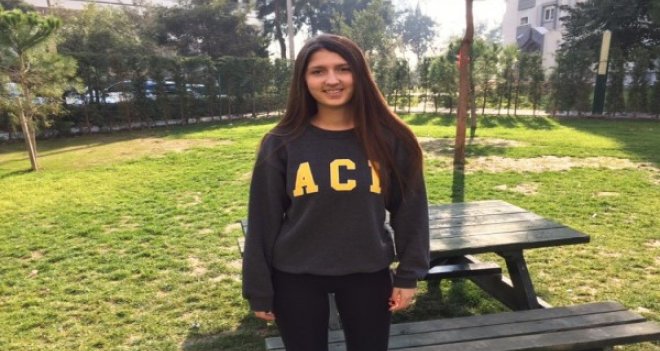 İzmirli Ecenaz Türkiye'nin gururu oldu