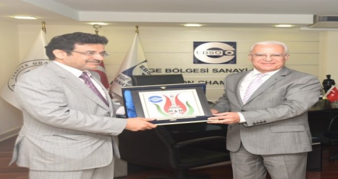 İzmirli sanayiciye Katar daveti