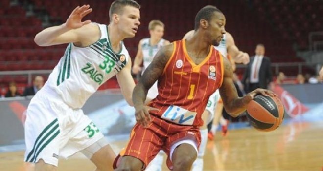 Justin Carter Pınar Karşıyaka'da