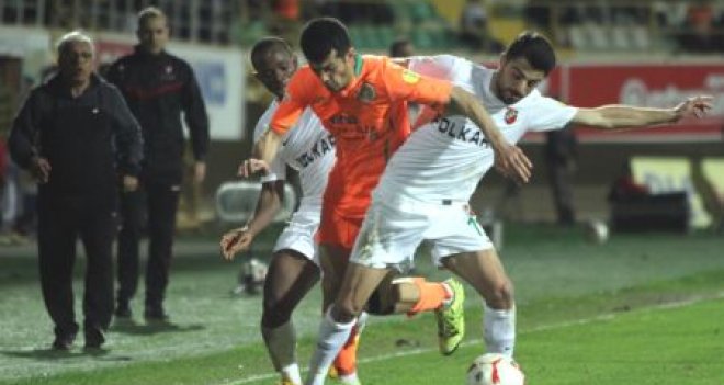 Kaf Kaf Alanya'dan puanı söktü aldı