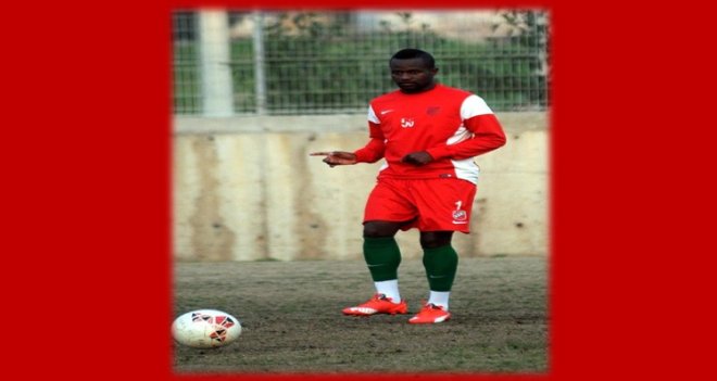 Kaf Kaf, Barcelona'da yetişen Etock'u deniyor