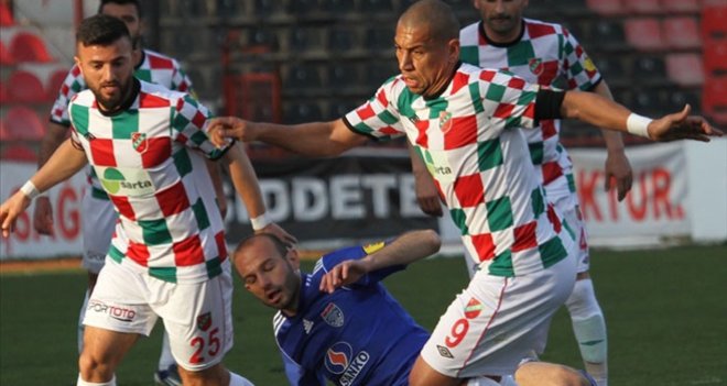 Kaf Kaf bir play-off hattında bir dışında...