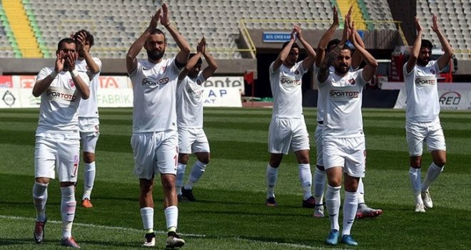 Kaf Kaf, Can Erdem ve Cenk Özbey'le anlaşamadı...