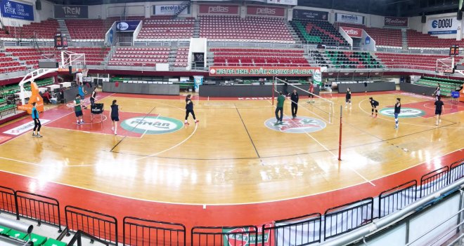 Kaf Kaf filede Manisa deplasmanında