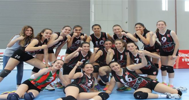 Kaf Kaf Galatasaray'ı yendi, grubu lider tamamladı