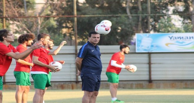 Kaf Kaf gençleriyle çalışmaya devam ediyor