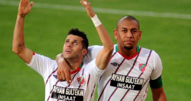 Kaf Kaf, Juninho'da aradığını bulamadı