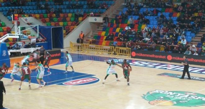 Kaf Kaf, Konya'da uzatarak kazandı