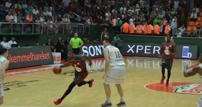 Kaf Kaf yarı finali Karşıyaka Arena'ya bıraktı