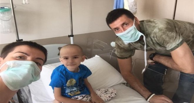 Kaf Kaf'ın devleri, kanser hastası çocukların yüzünü güldürdü