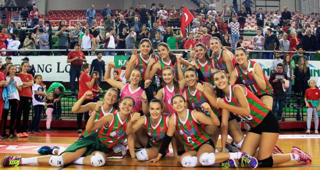 Kaf Kaf'ın filedeki rakibi Beylikdüzü Voleybol İhtisas