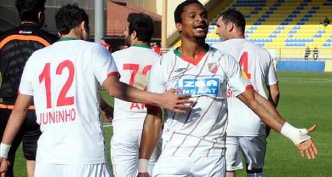 Kaf Kaf'ın kaderini derbiler belirleyecek