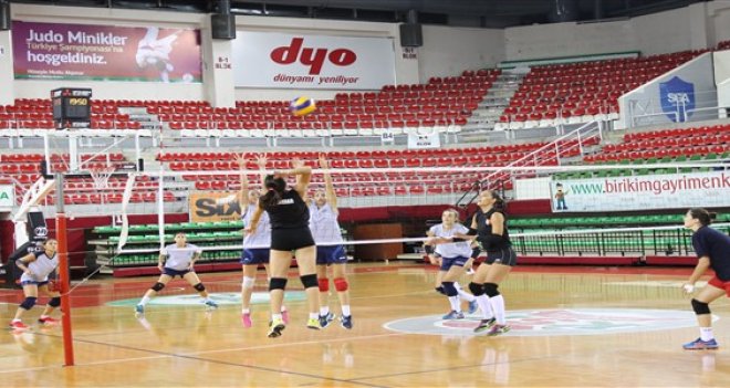 Kaf Kaf’ın kızları Arkas Spor’a kaybetti