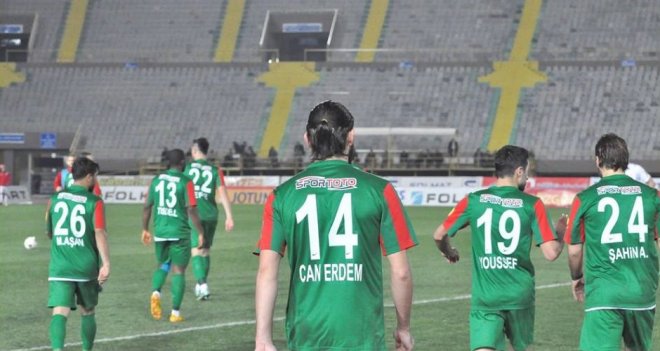 Kaf Kaf'ta gençler hariç oyuncu kalmadı