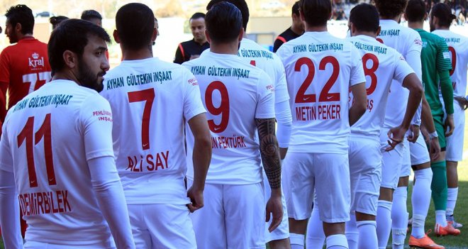 Kaf Kaf'ta kadro dışılar olabilir...