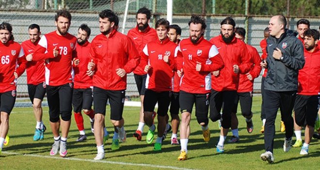 Kaf Kaf'ta oyuncuların ligde kalma primi dudak uçuklatıyor