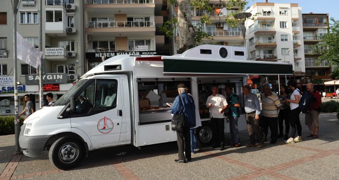 Kahvaltınız Karşıyaka Belediyesi’nden