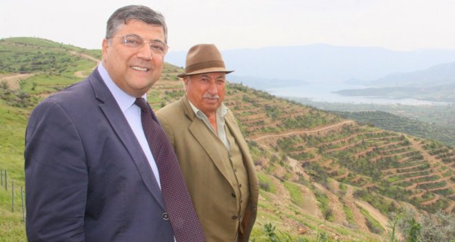 Kamil Okyay Sındır: ''Gelin oy verin…''