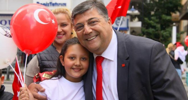 Kamil Okyay Sındır'dan liste açıklaması