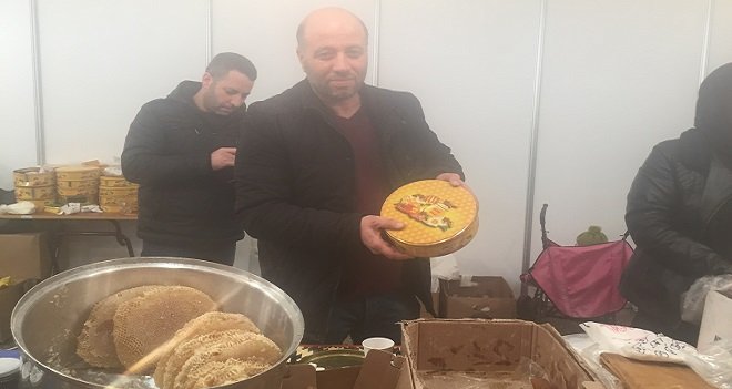 Karadenizliler hamsi yedi, Karşıyakalılar alış veriş yaptı