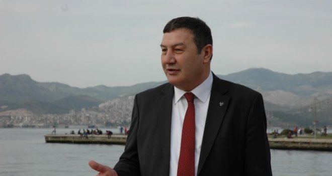 Karataş: Bizimki İzmir mitingi, onlarınki ne bilmiyorum