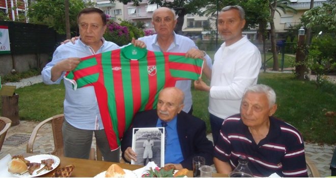 KARSAD'TAN CEVAT GÖK'E ONUR ÜYELİĞİ