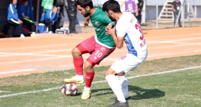 Karşıyaka 1 puanı 90+1'de kurtardı