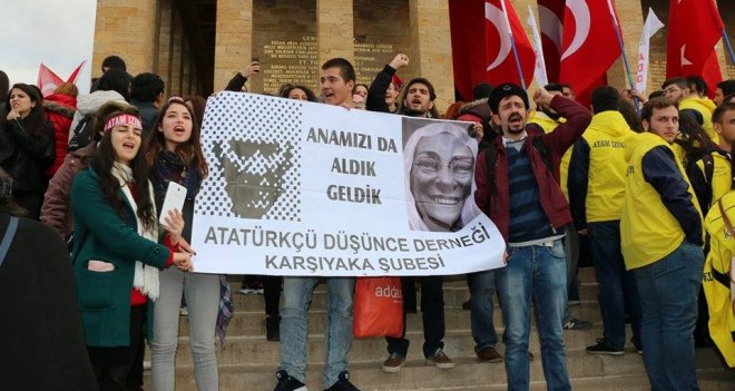 Karşıyaka ADD Anıtkabir'de...